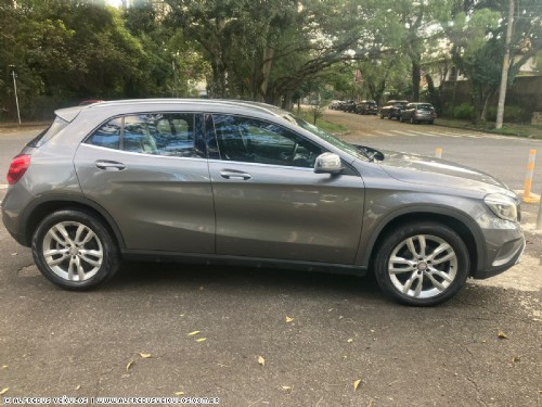 Mercedes-Benz GLA 200 ADVANCE 2015/2015